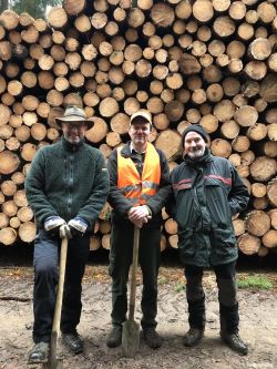 die Stadtförster.JPG